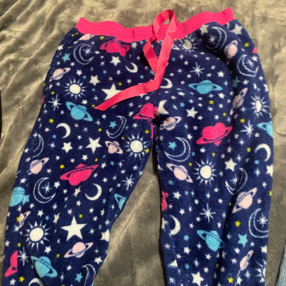 Worn a few times. Good condition.